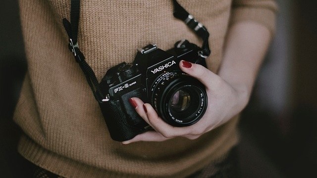 Image default