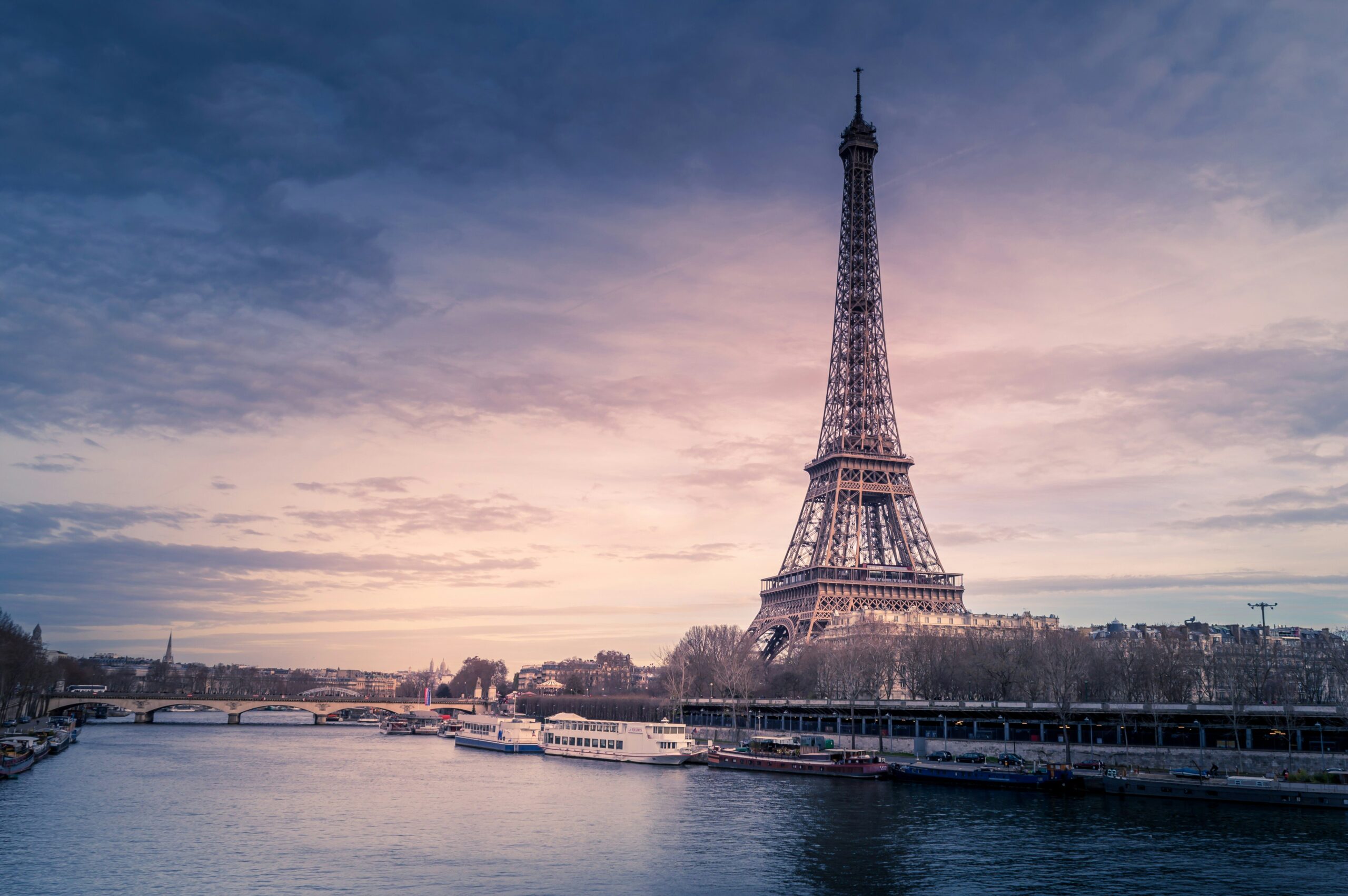 Paris, une destination incontournable pour les voyageurs LGBTQ+